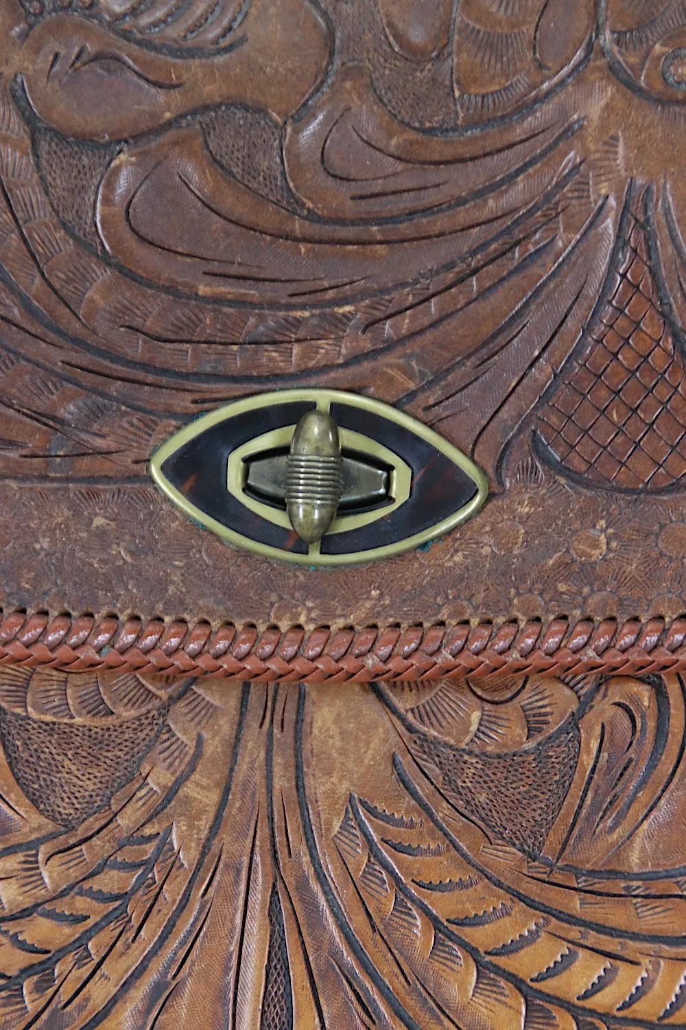 1960s Vintage Tooled Leather Shoulder Bag / Tortoise Lucite Clasp