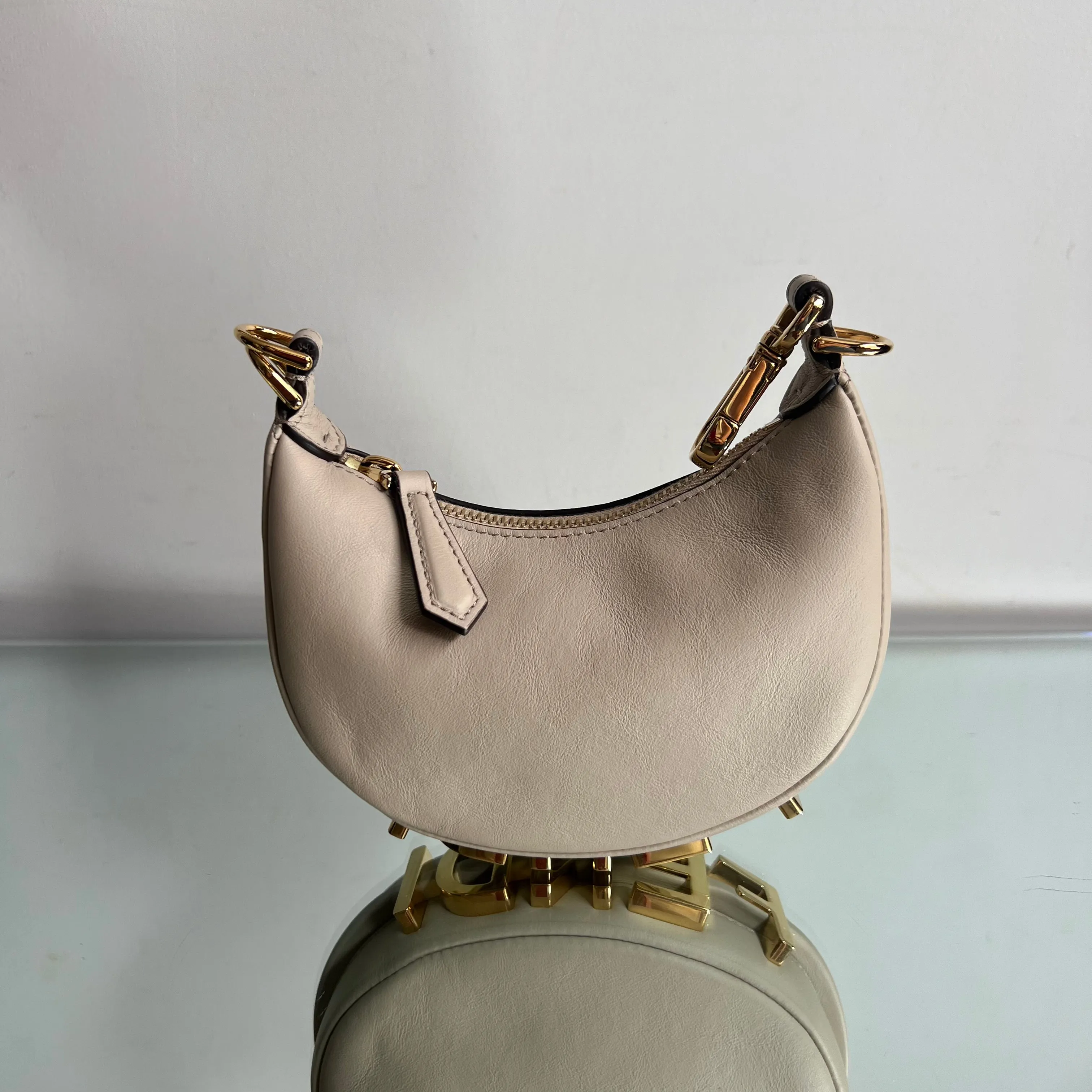 Bolsa Fendi Fendigrafia Couro Nude