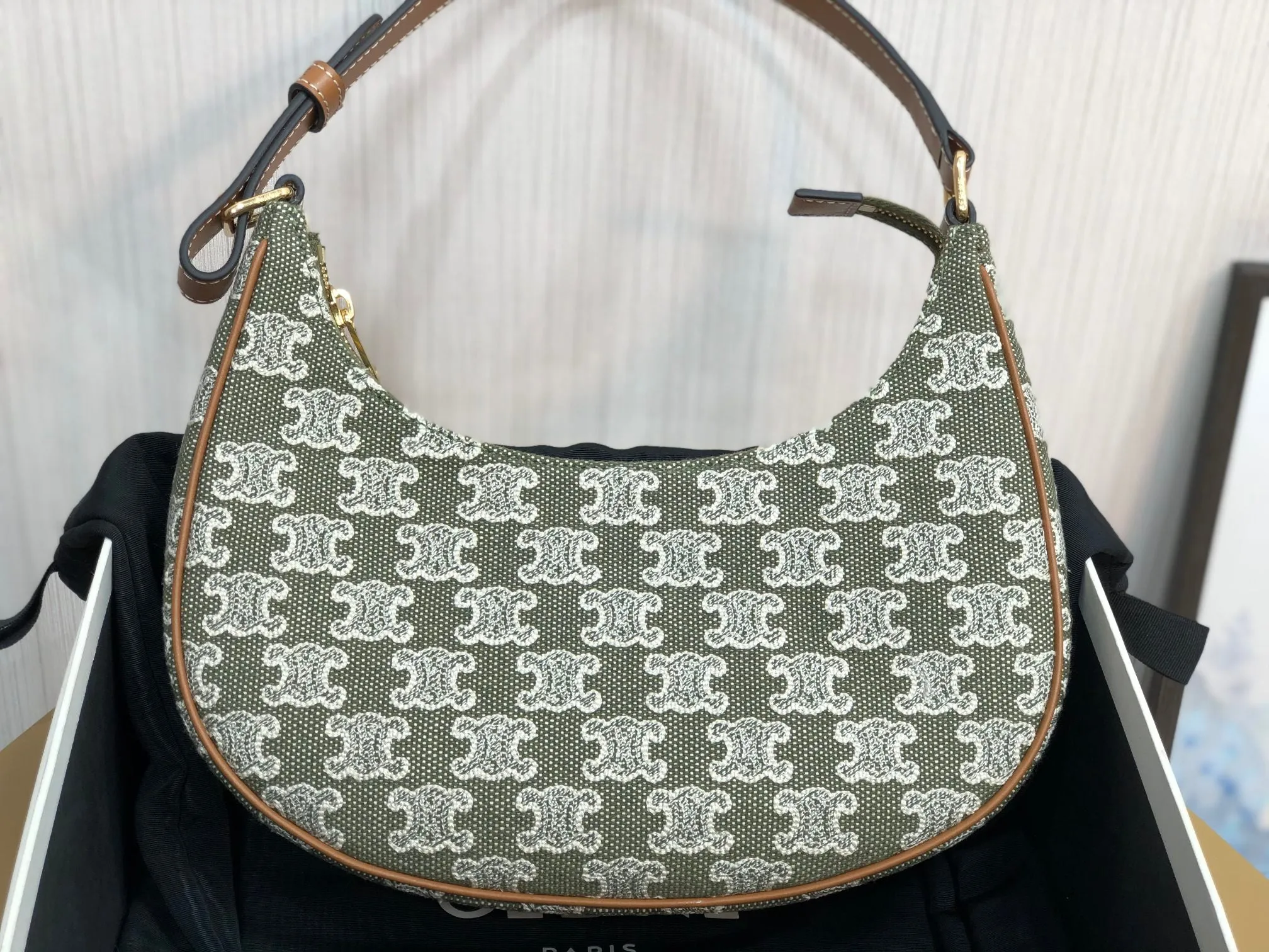 CE Ava Bag In Triomphe Canvas Green For Women 9in/23cm