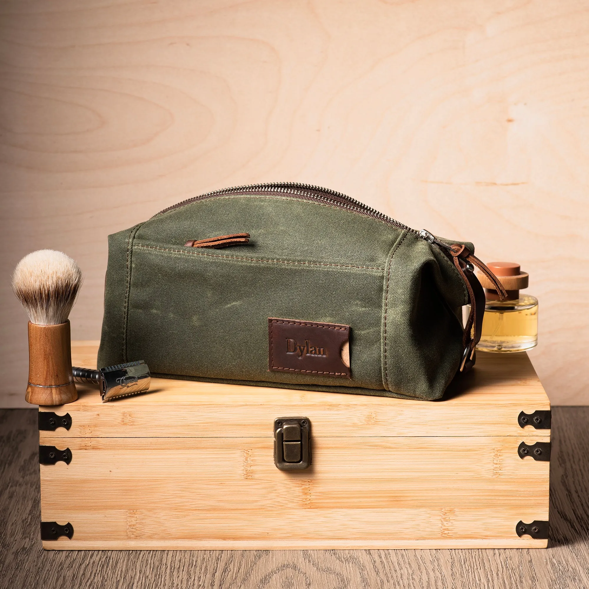 Duffle & Dopp Kit Weekend Luggage Set