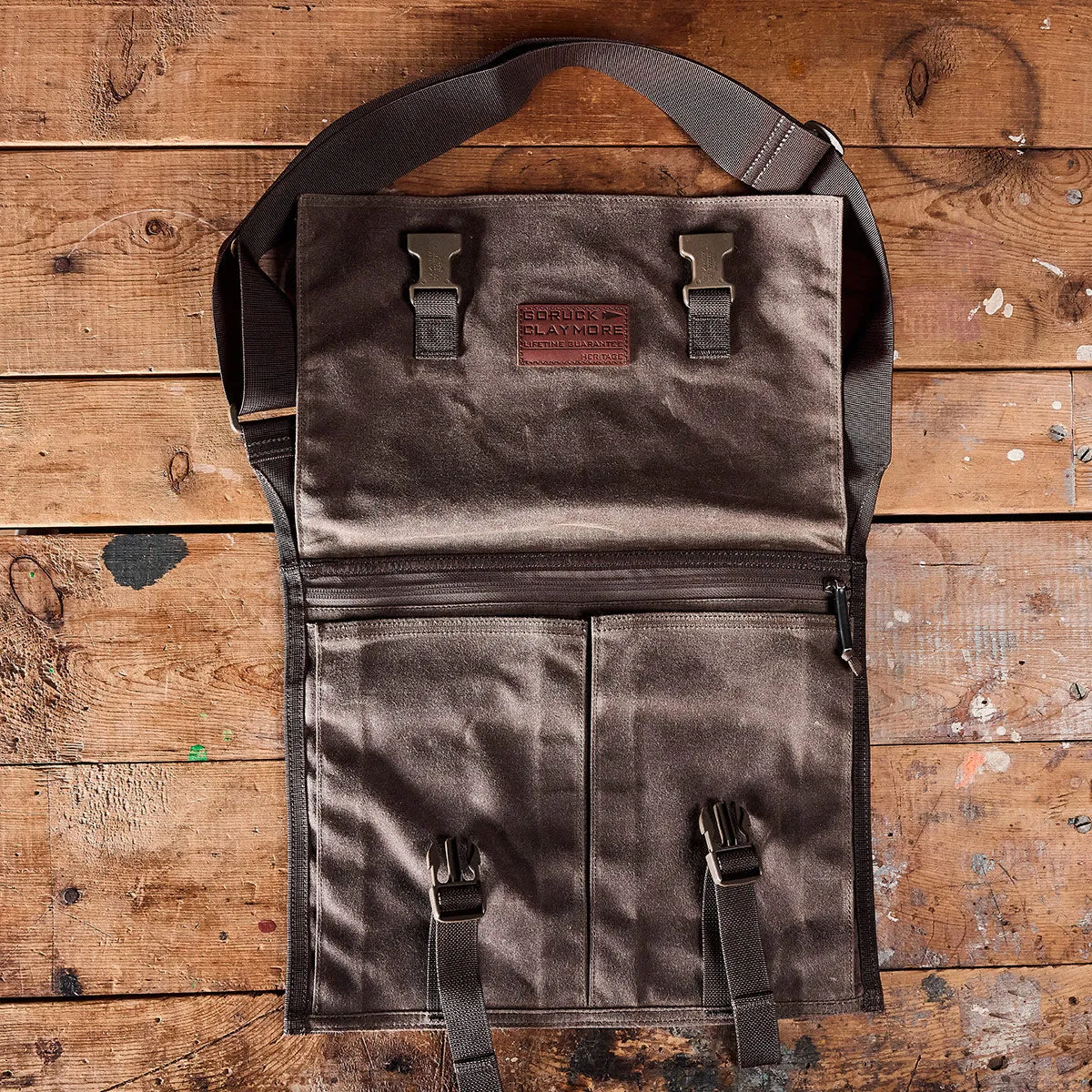 Heritage Claymore Sling Bag